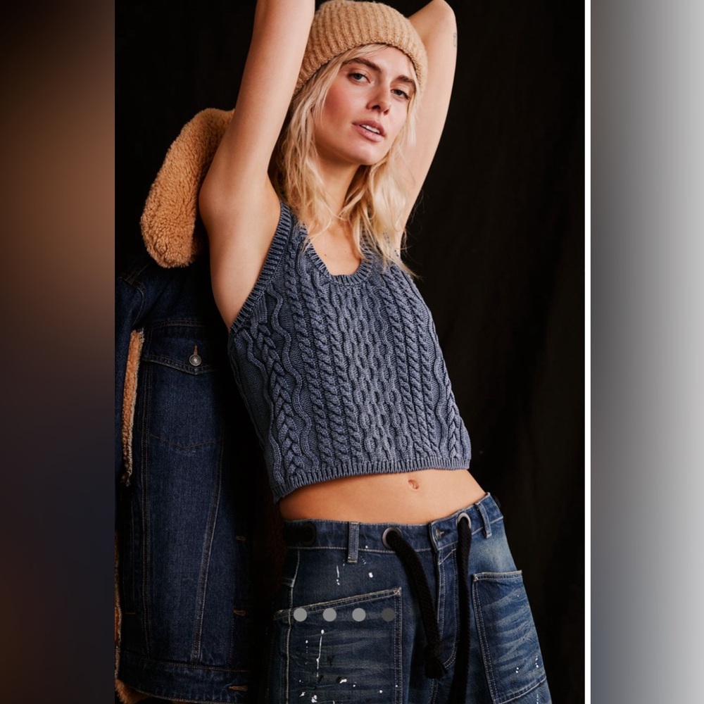 Free people cable tank
B1